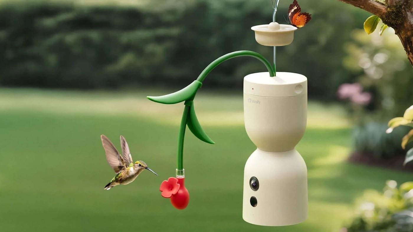 Birdfy-Smart-Hummingbird-feeder-Hum-Bloom-1.jpg
