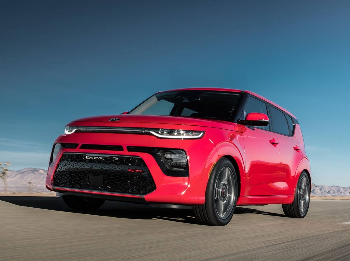 2020_Kia_Soul_01_av.jpg