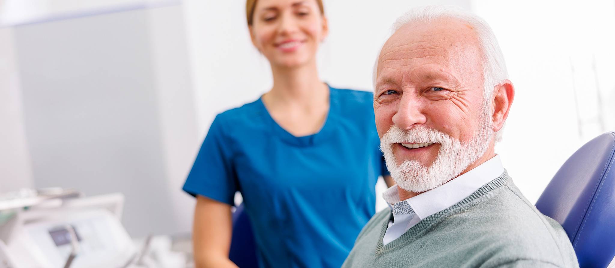 Plus de Canadiens auront droit à des soins gratuits grâce au régime d’assurance dentaire fédéral