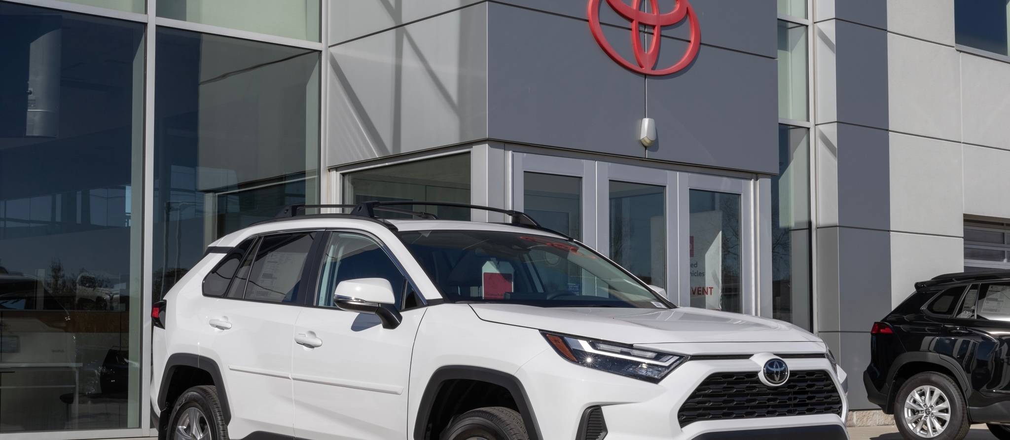 Frais de transport abusifs : actions collectives autorisées contre Toyota et Honda