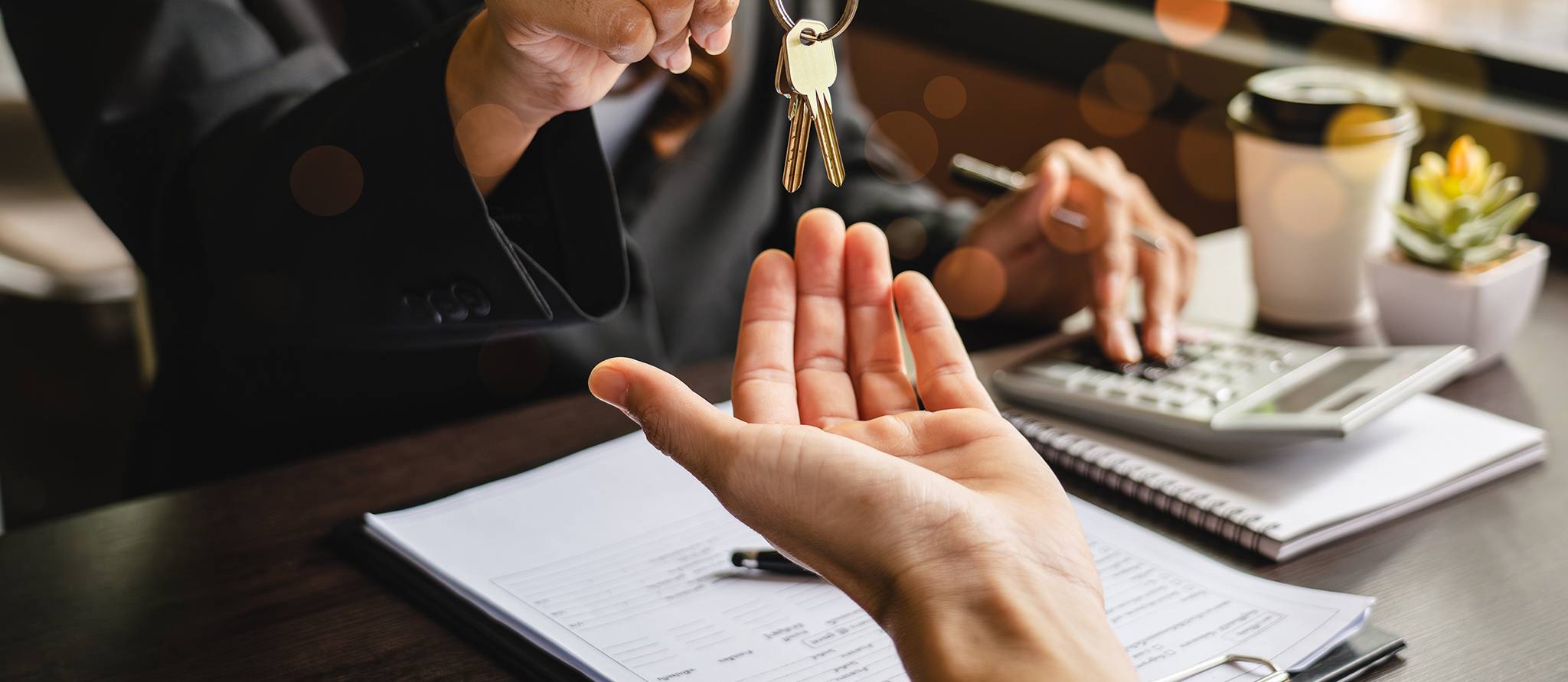 Vendre avec ou sans courtier immobilier ?