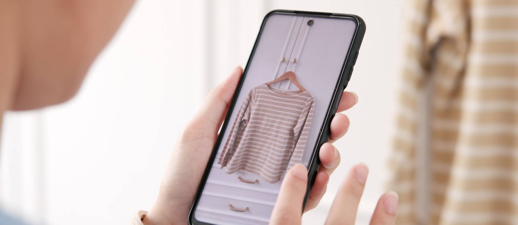 Comment acheter sur un site de revente comme Poshmark ou eBay sans se faire avoir