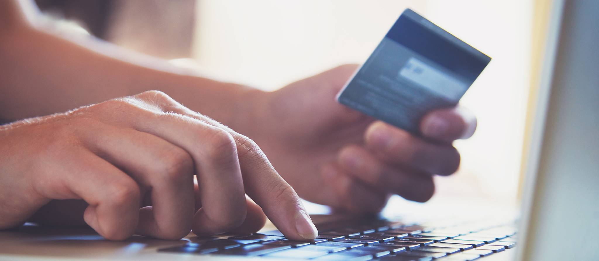 Magasinage des Fêtes sur le Web: attention aux arnaques!