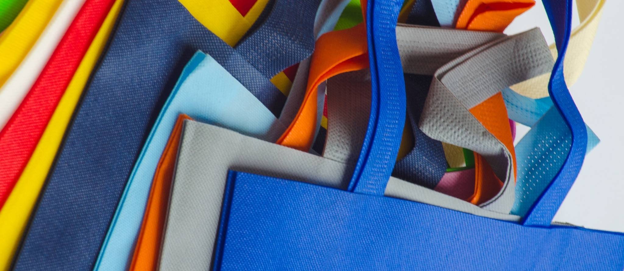 Sacs à emplettes non recyclables : l’action collective suit son cours au Québec