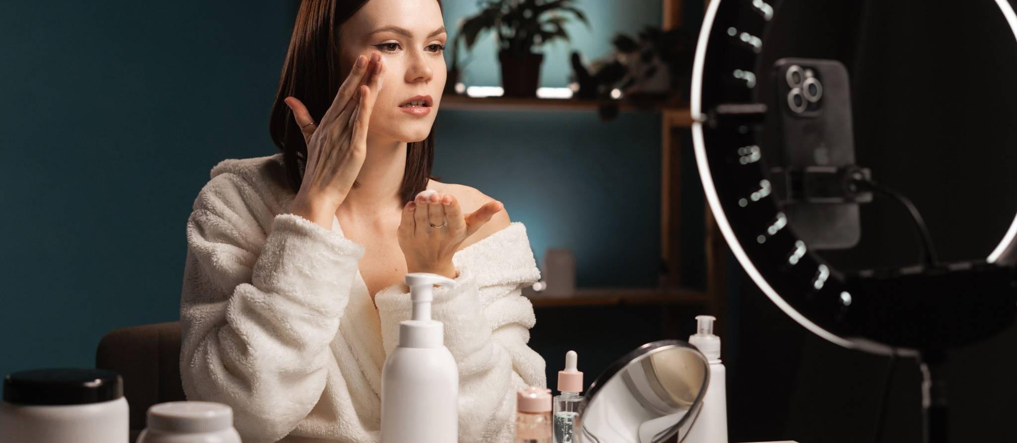 TikTok : des routines de soins toxiques et coûteuses pour ados