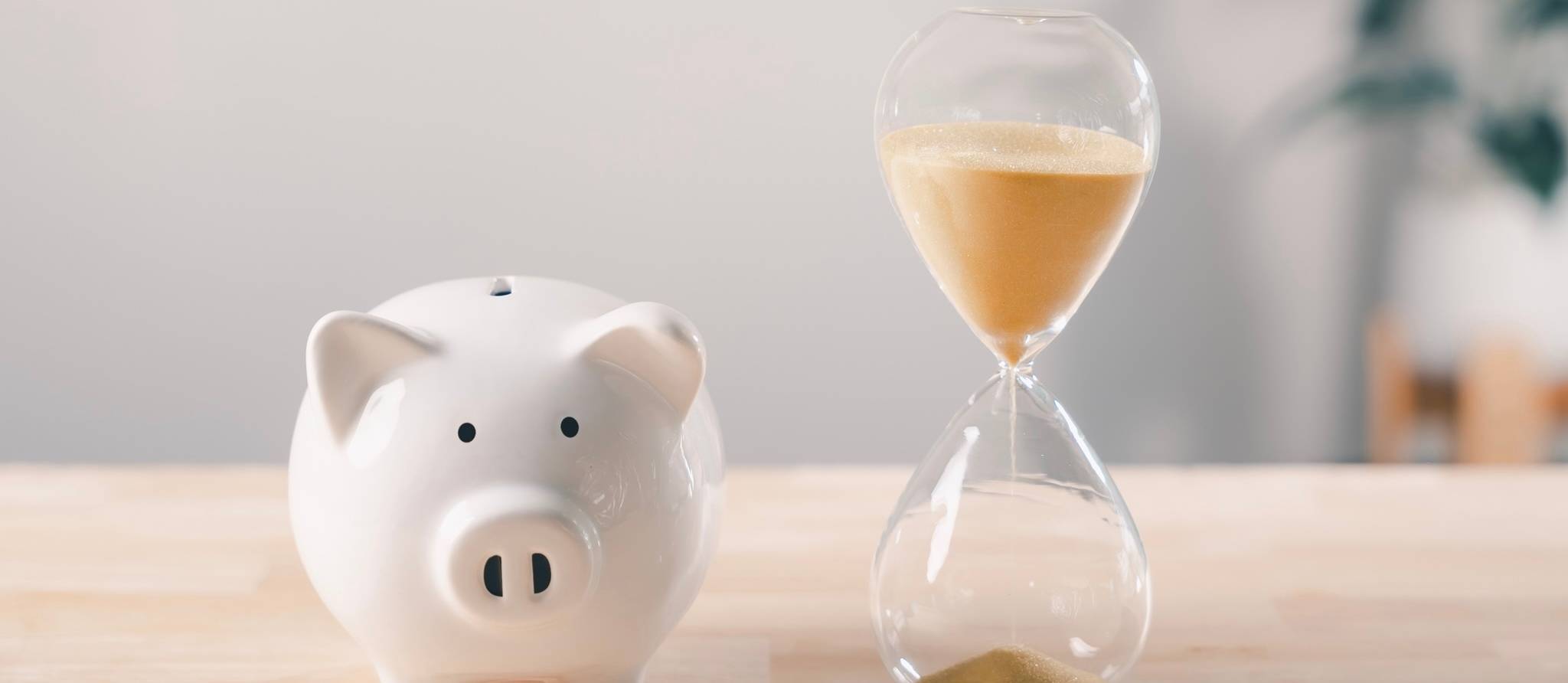 Je suis au début de la cinquantaine et je commence à peine à investir pour ma retraite. Quelle est la meilleure façon de rattraper le retard?