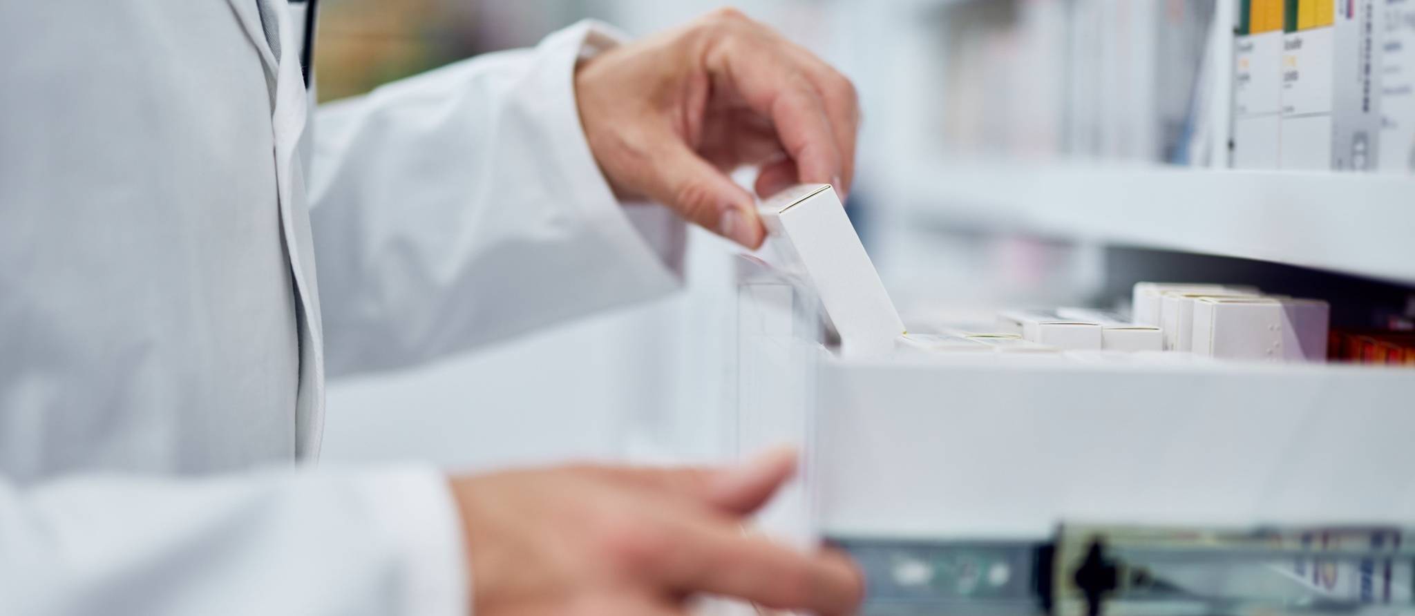 J’atteindrai 65 ans cette année et je devrai prendre l’assurance médicaments de la RAMQ à compter de cet âge. J’aimerais savoir s’il existe des assurances complémentaires à la RAMQ offertes à un coût raisonnable pour mon conjoint diabétique.
