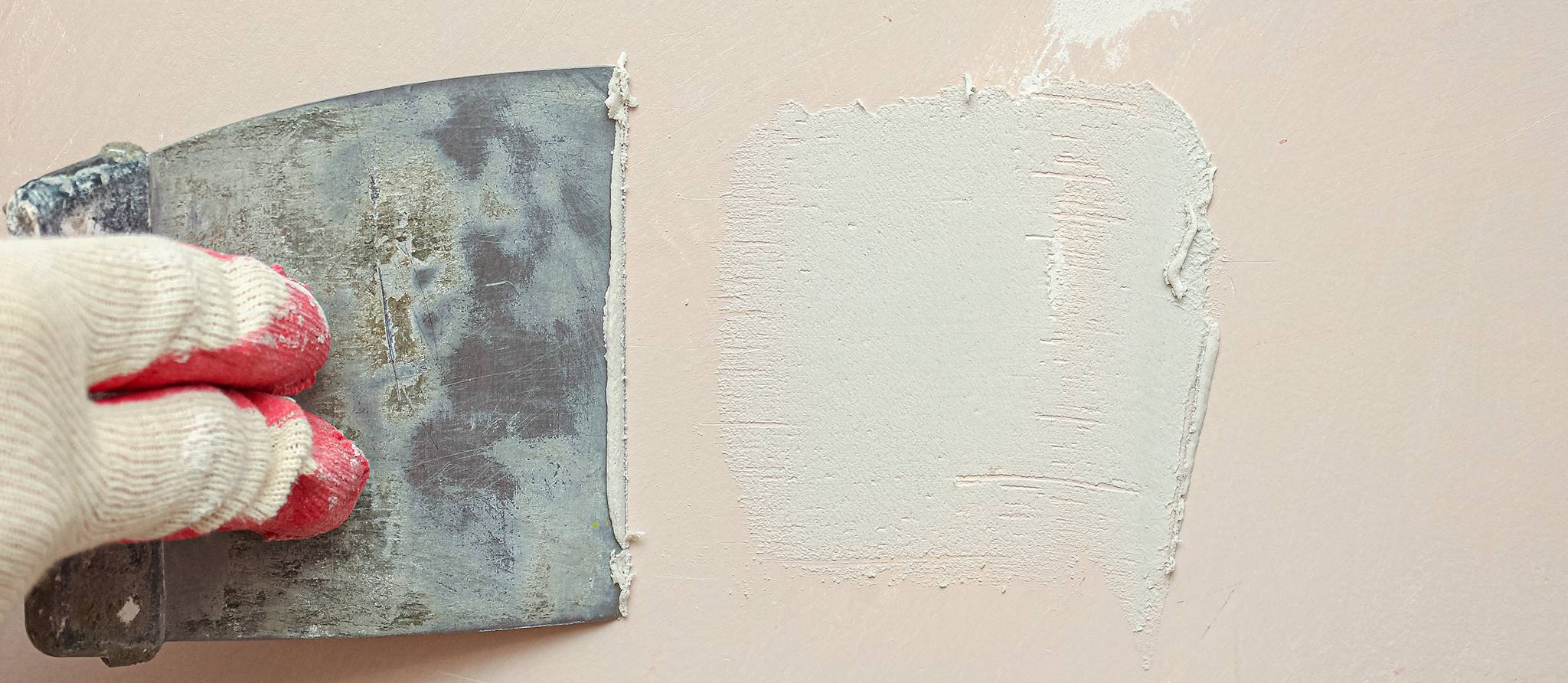 Astuces pour boucher un trou dans un mur de gypse étape par étape