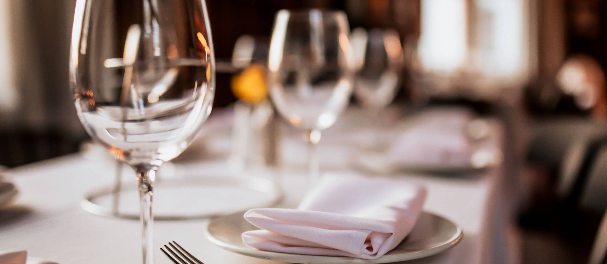 « No show » dans les restos : des frais imposés dès le 17 juillet