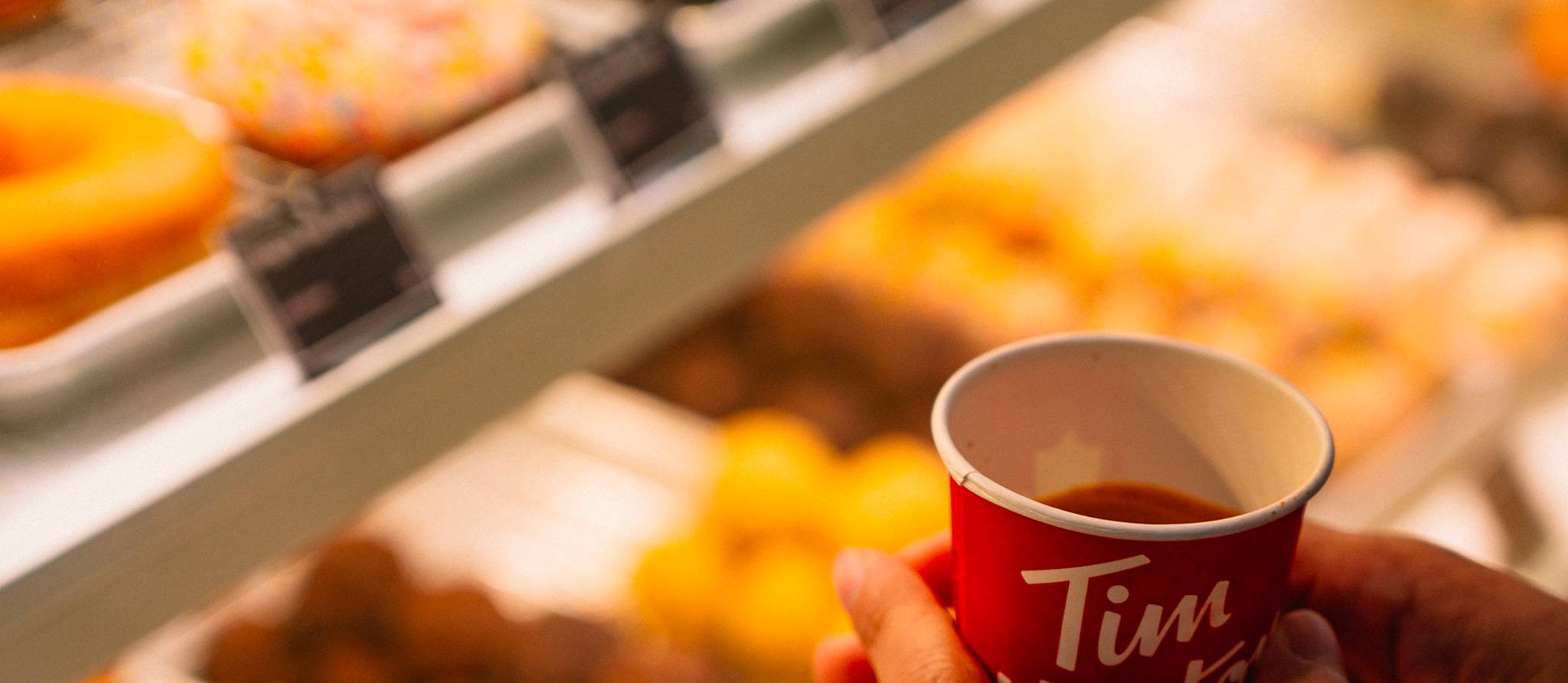 Vie privée: Tim Hortons règle une action collective avec un café et une pâtisserie