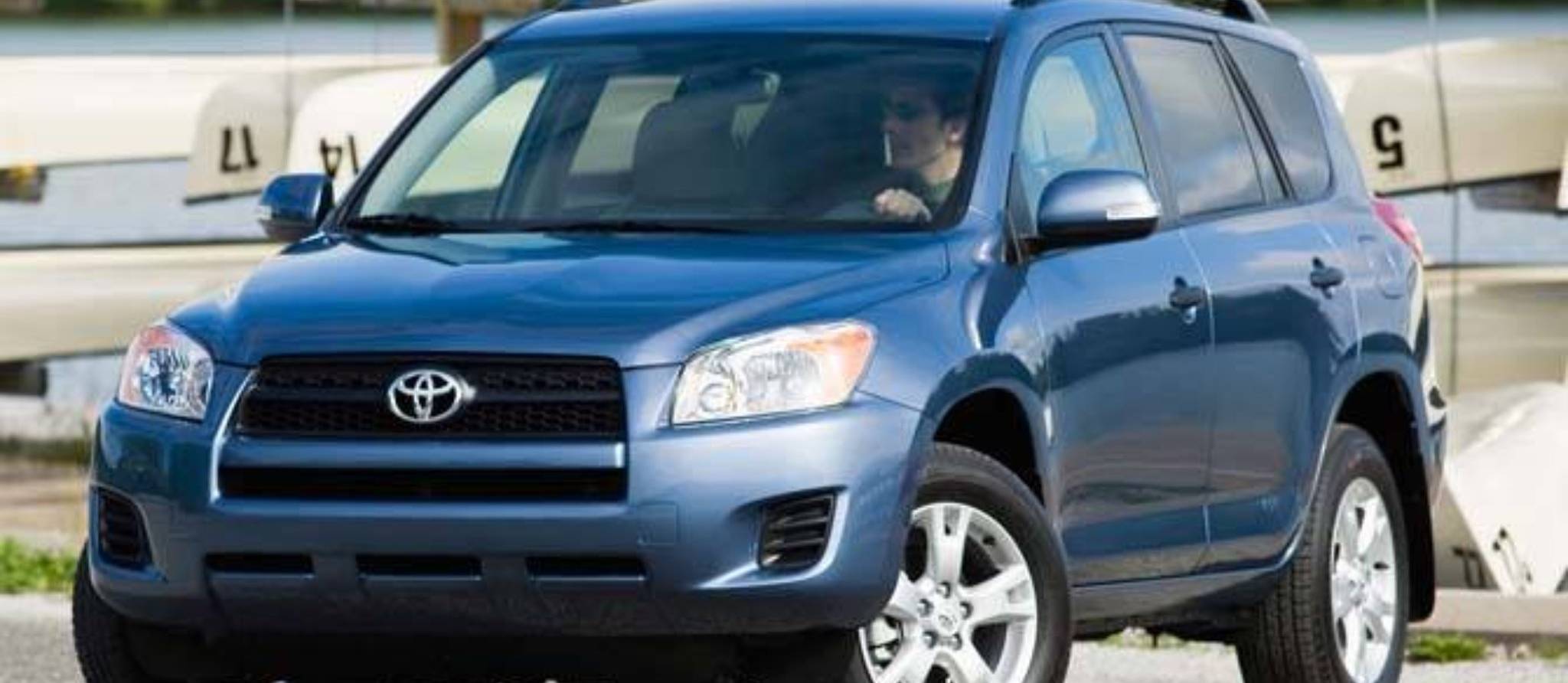Nous avons présentement un RAV4 2011. Nous voulons acheter un autre VUS. Que nous recommandez-vous parmi les marques Toyota, Honda, Mazda, Kia et Hyundai ?