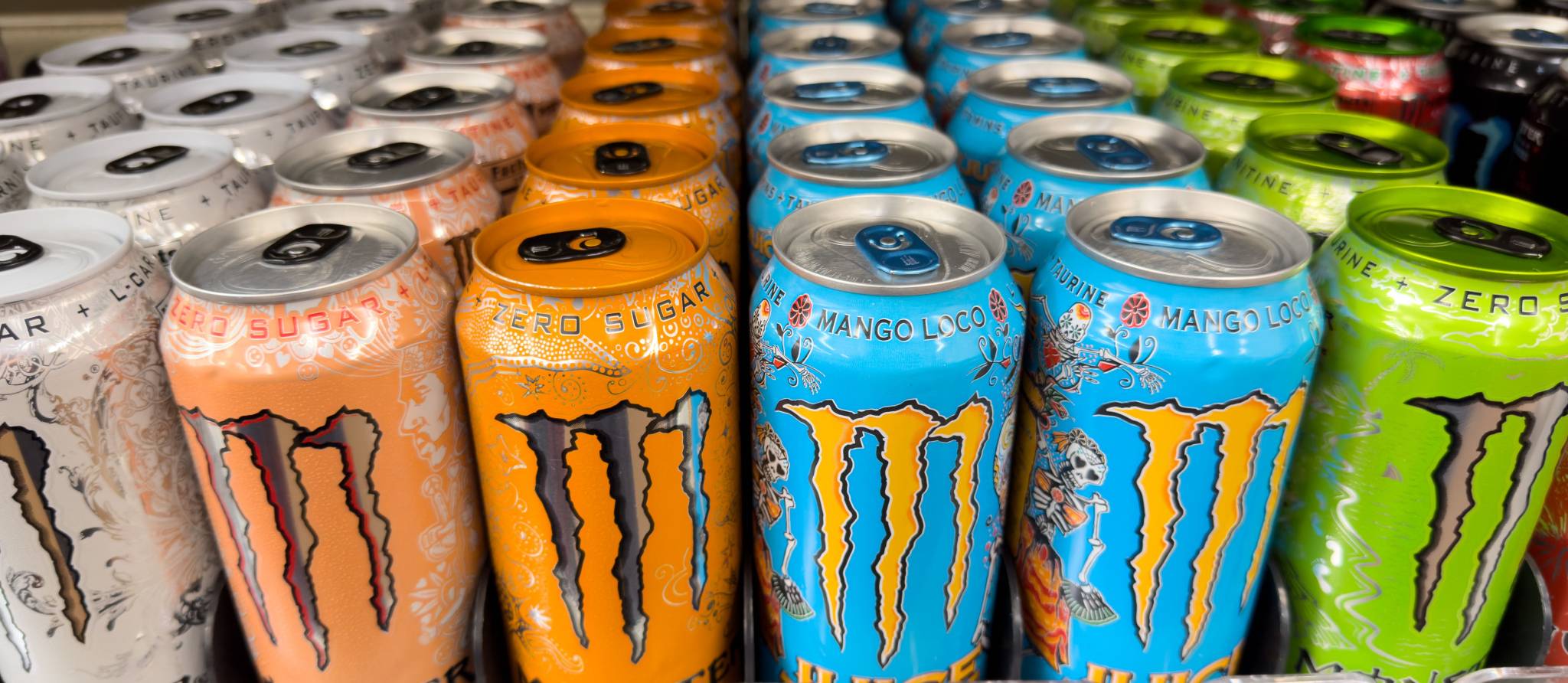 Rappels : trop de caféine dans de nombreuses boissons énergisantes