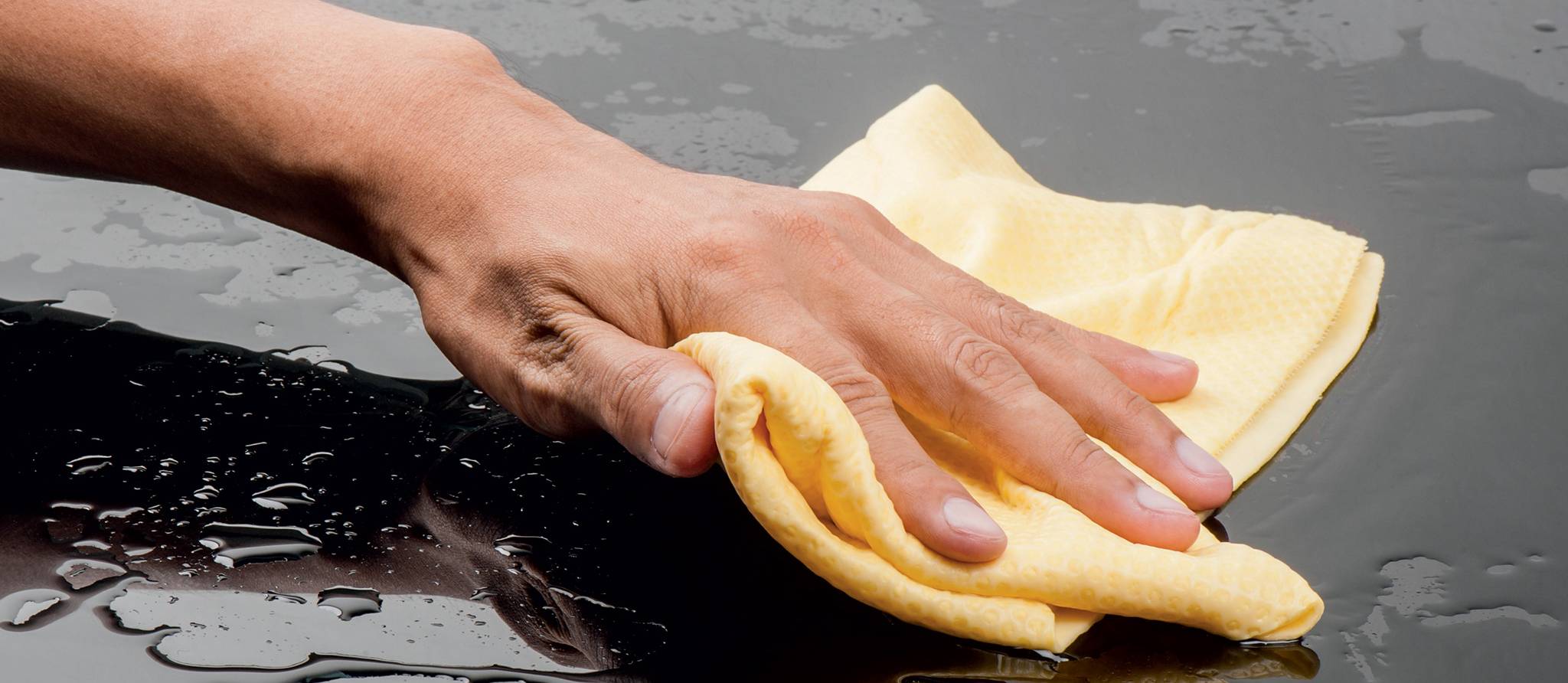 Conseils pour laver et cirer votre voiture