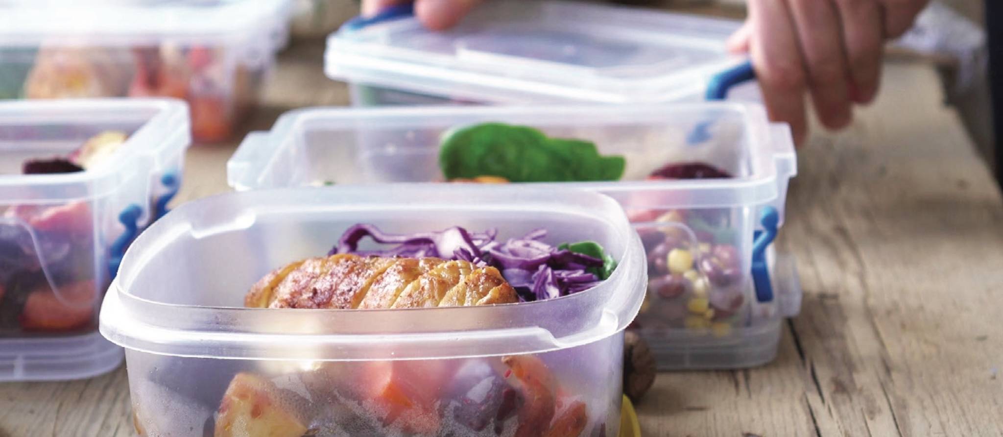 Des contaminants dans vos contenants alimentaires ?