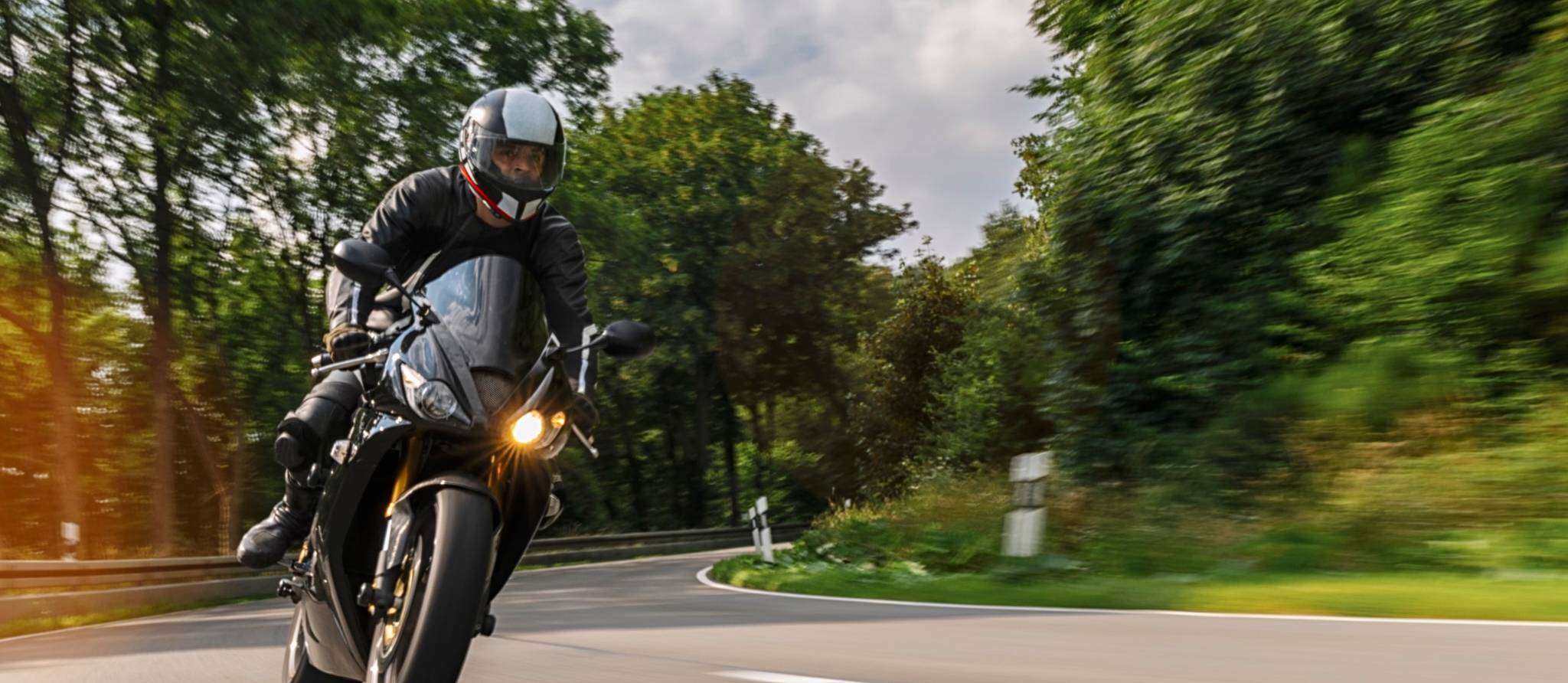 Vitesse et alcool : des règles plus sévères pour les motocyclistes débutants