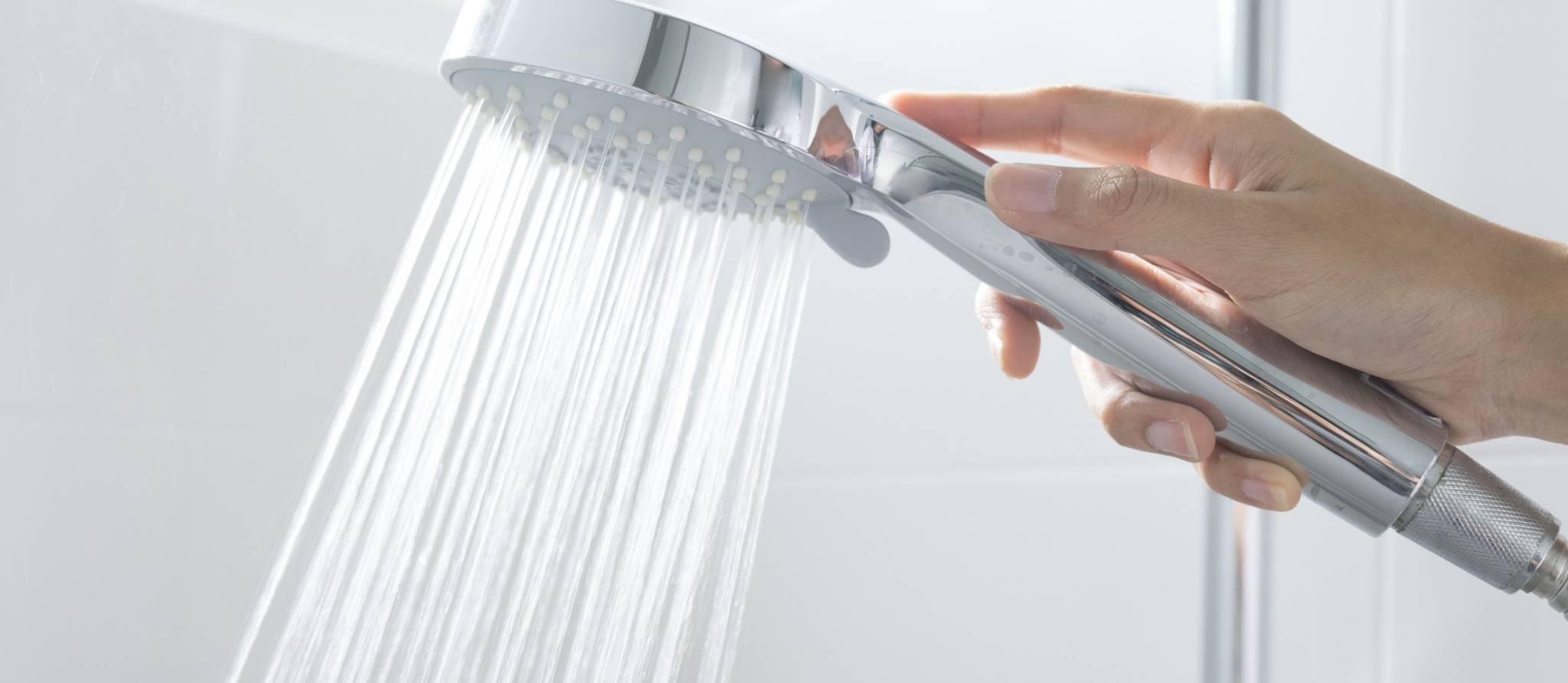 Comment nettoyer et entretenir votre pomme de douche