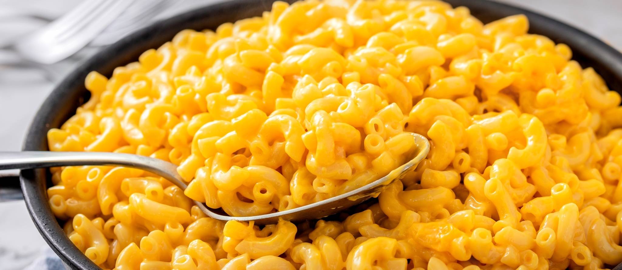 Les aliments riches en sel ou en sucres coûtent moins cher que leurs équivalents plus sains