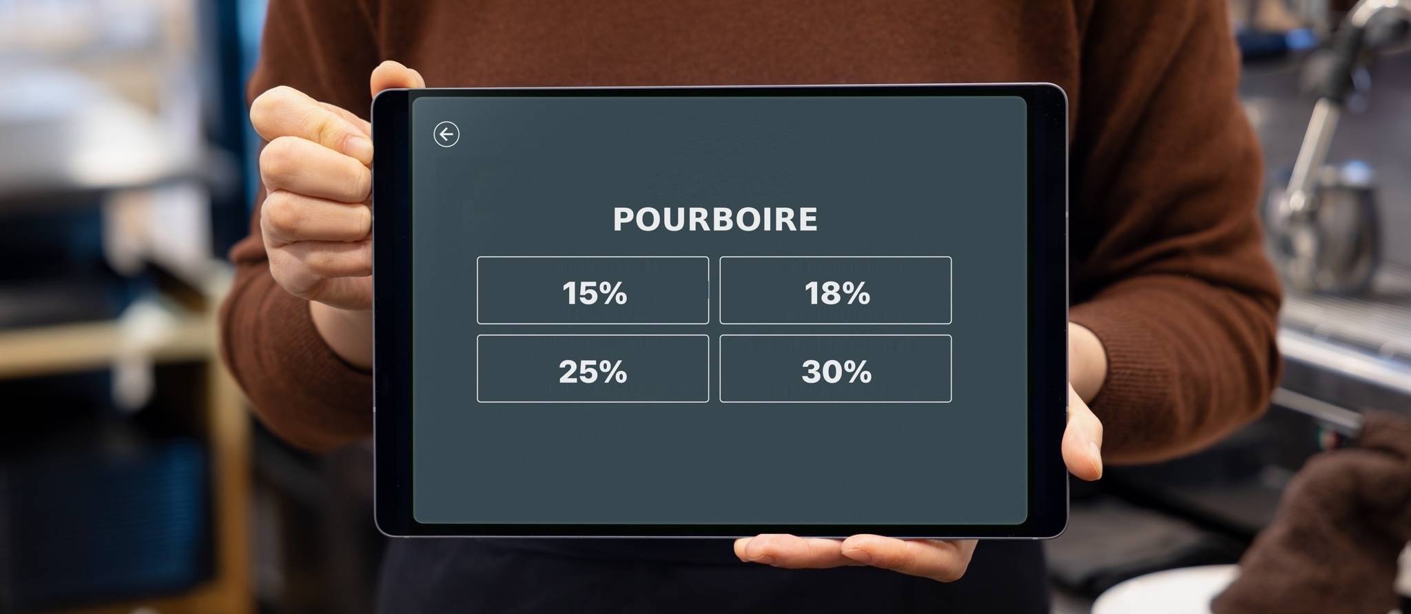 Sondage sur le pourboire : les Québécois en ont assez des demandes abusives