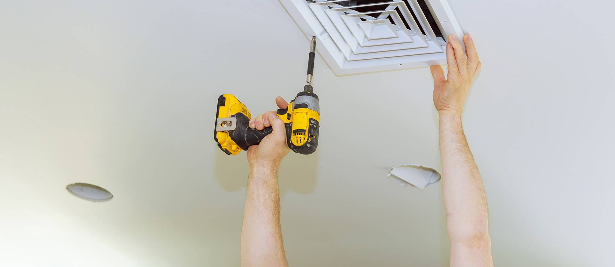 Comment nettoyer le ventilateur d’extraction de la salle de bain