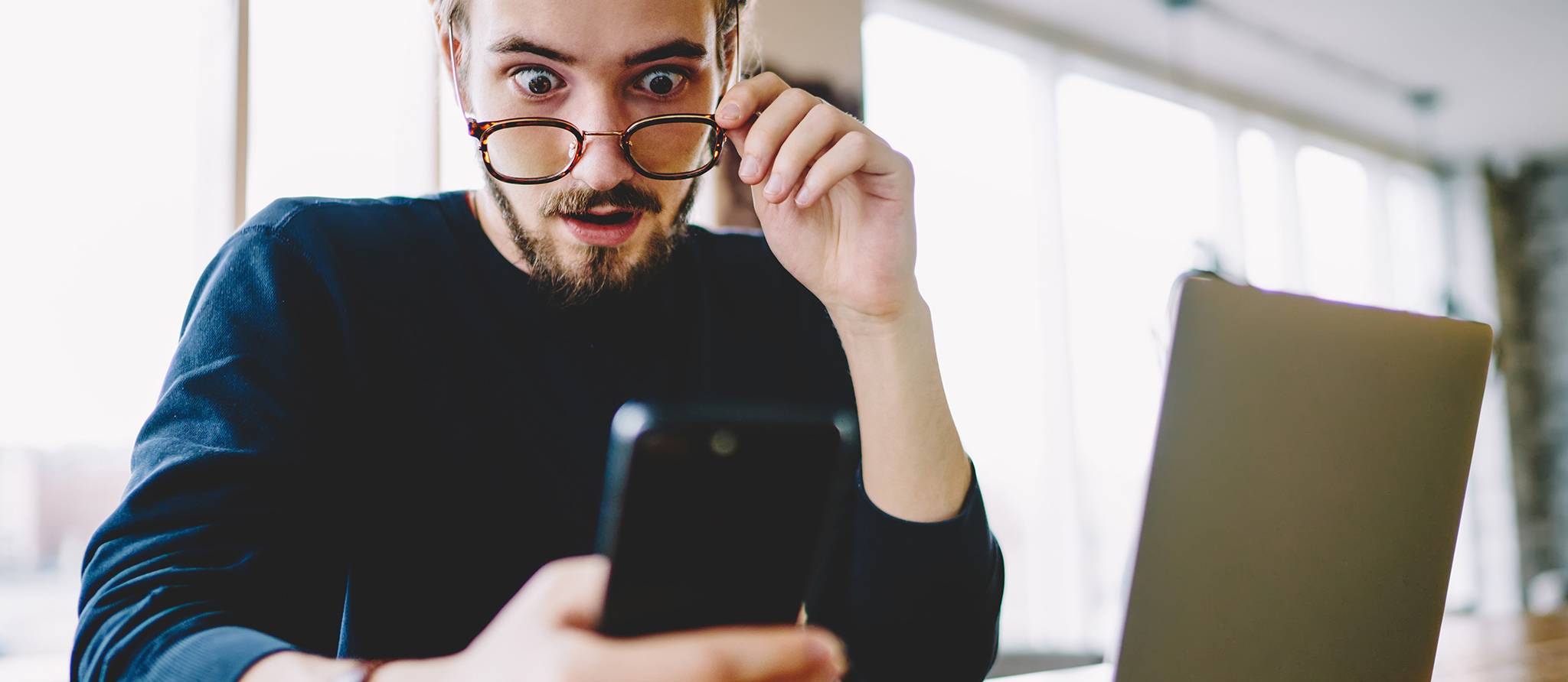 Comment filtrer le contenu indésirable sur Facebook, YouTube et Twitter