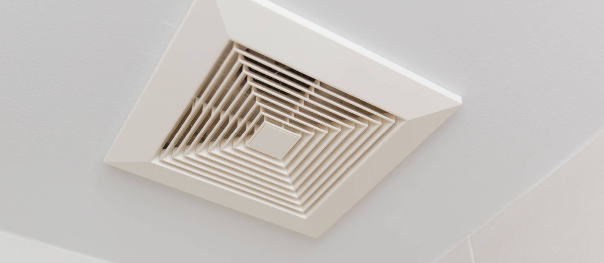 Comment entretenir le ventilateur de la salle de bain