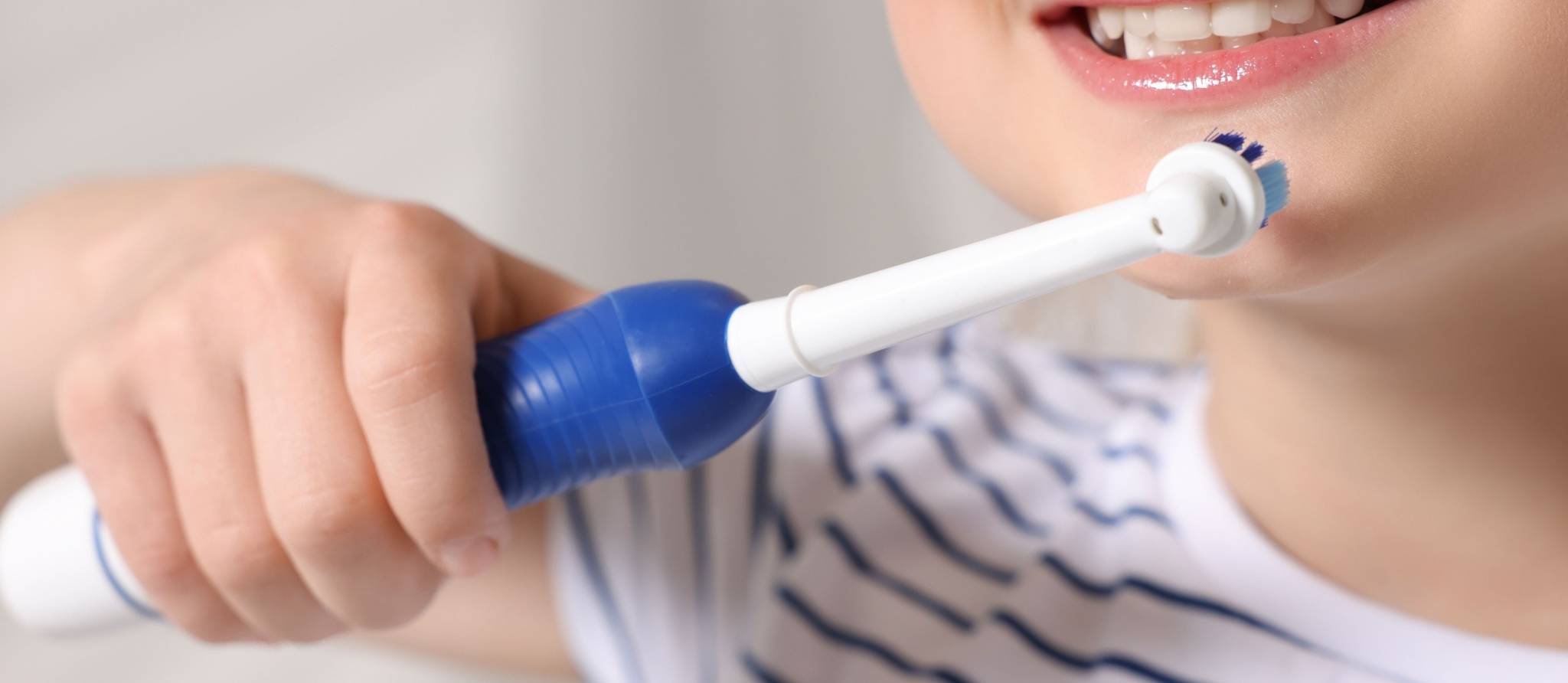Les brosses à dents électriques pour enfants testées et recommandées