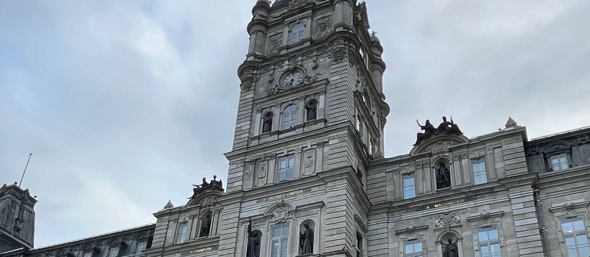 Québec: un budget sobre dont vous pourriez peut-être profiter