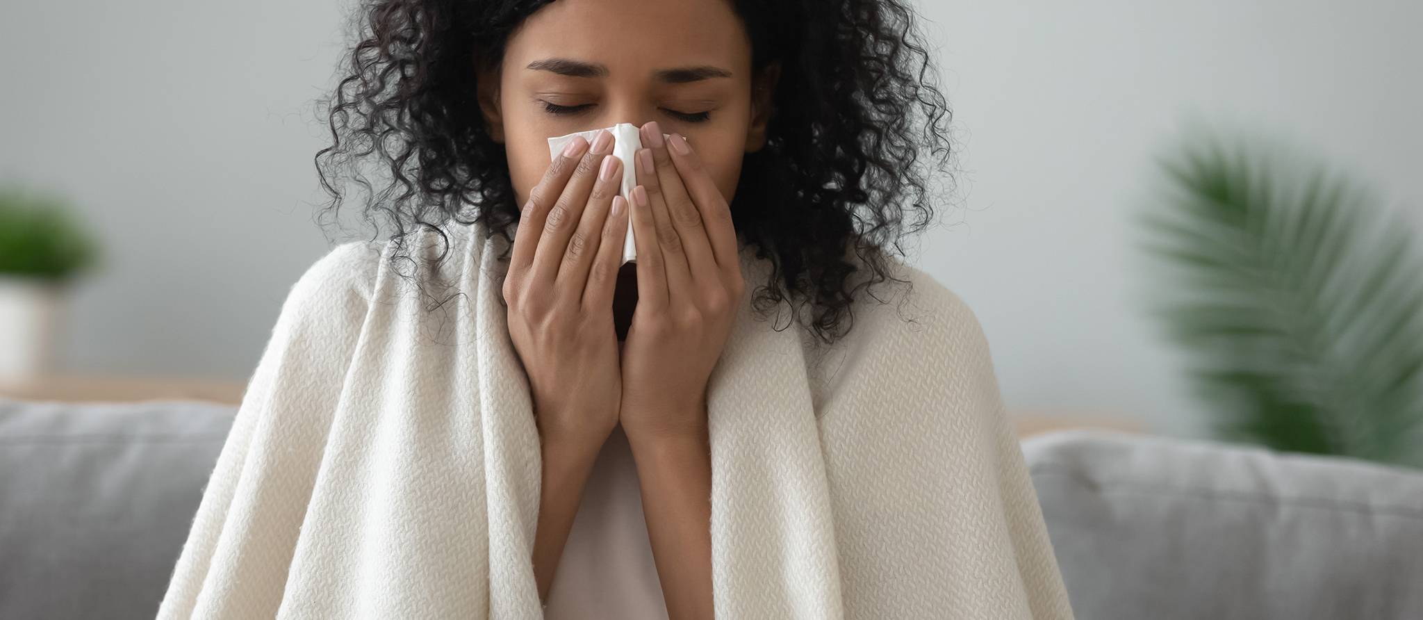 Rhume, grippe, COVID-19... comment distinguer les symptômes?