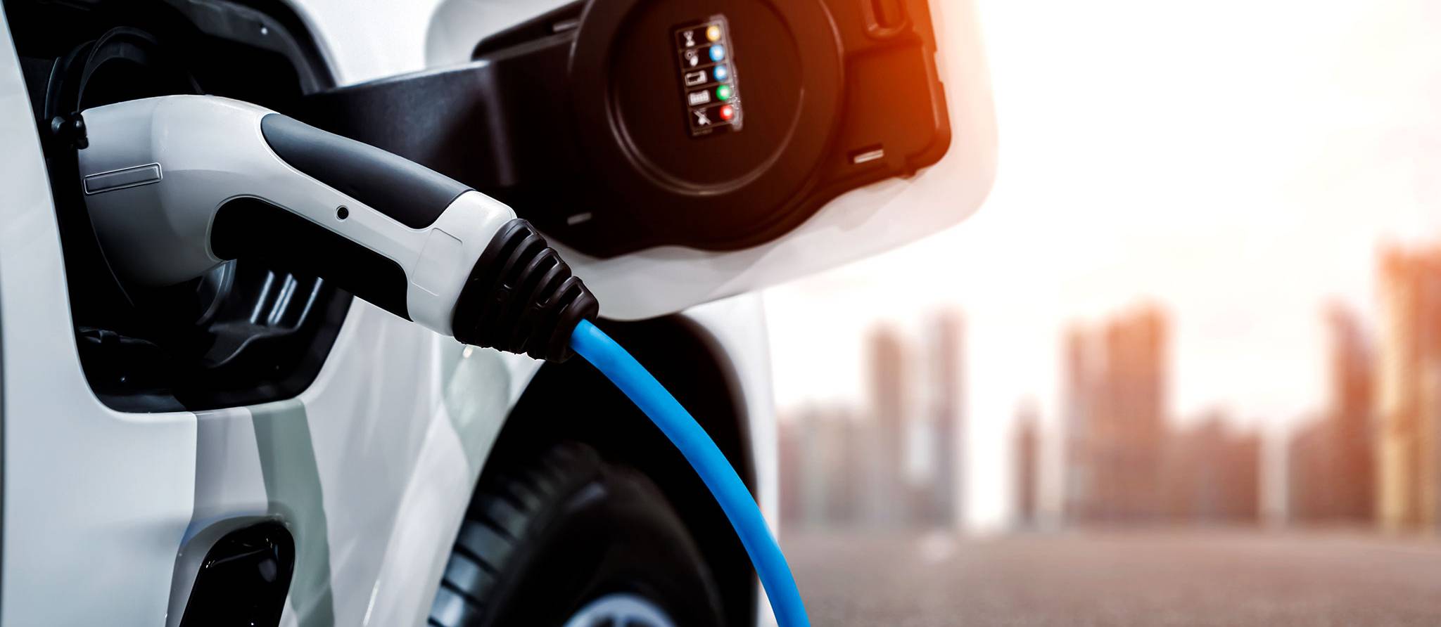 Voitures hybrides et électriques: 10 histoires portées devant les petites créances