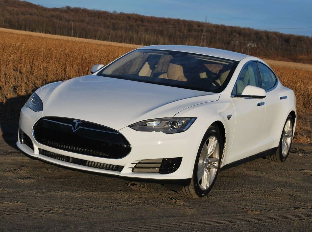 Guide complet pour acheter une Tesla Model S usagée