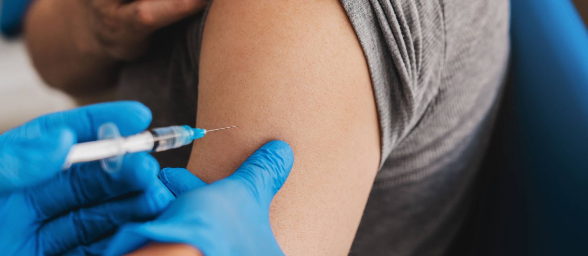 COVID-19 : fin de la vaccination gratuite, sauf pour les populations vulnérables