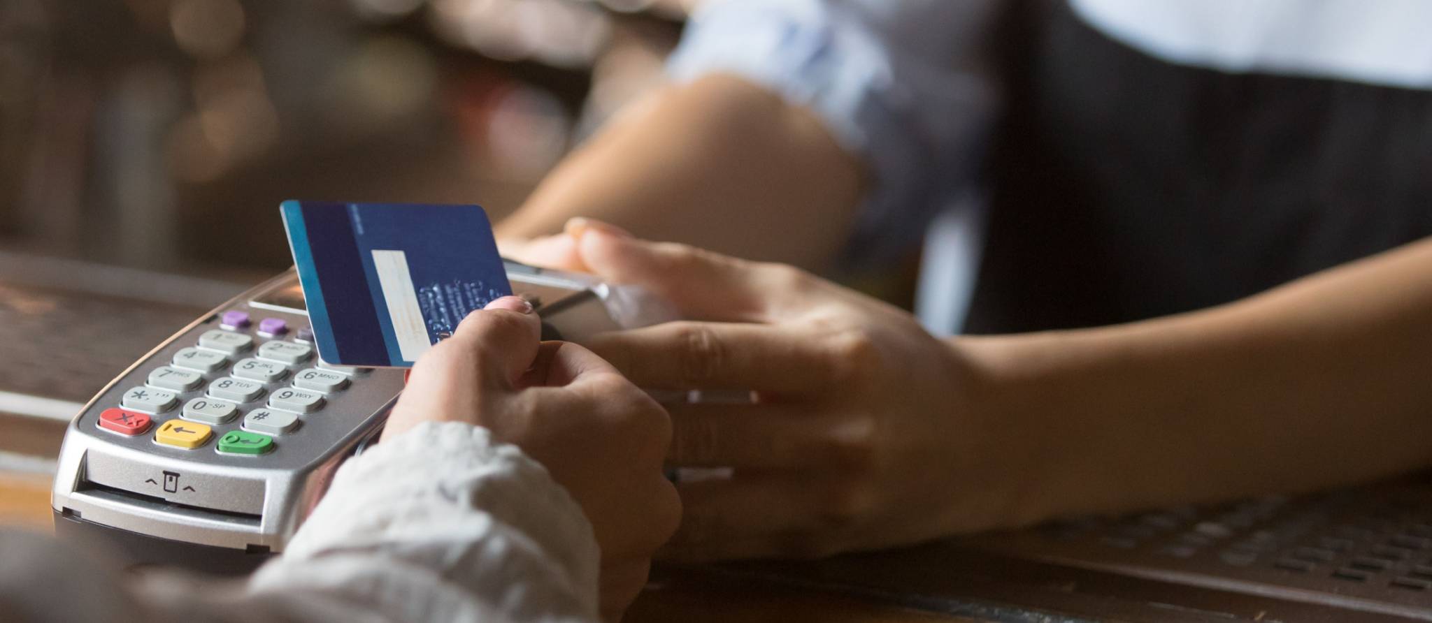 Jeunes au travail, qui doit payer pour les erreurs ?