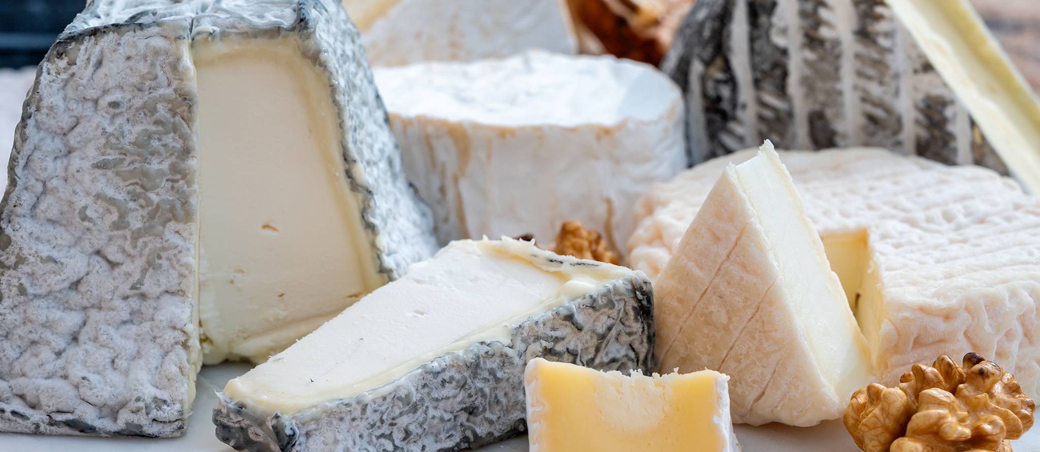 Interdiction d’importer des fromages européens au lait cru : une occasion pour les produits d’ici