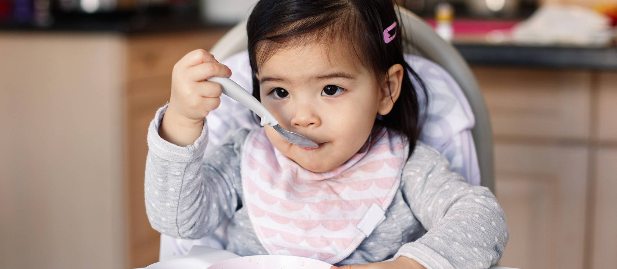 Comment choisir la meilleure chaise haute pour votre bébé?