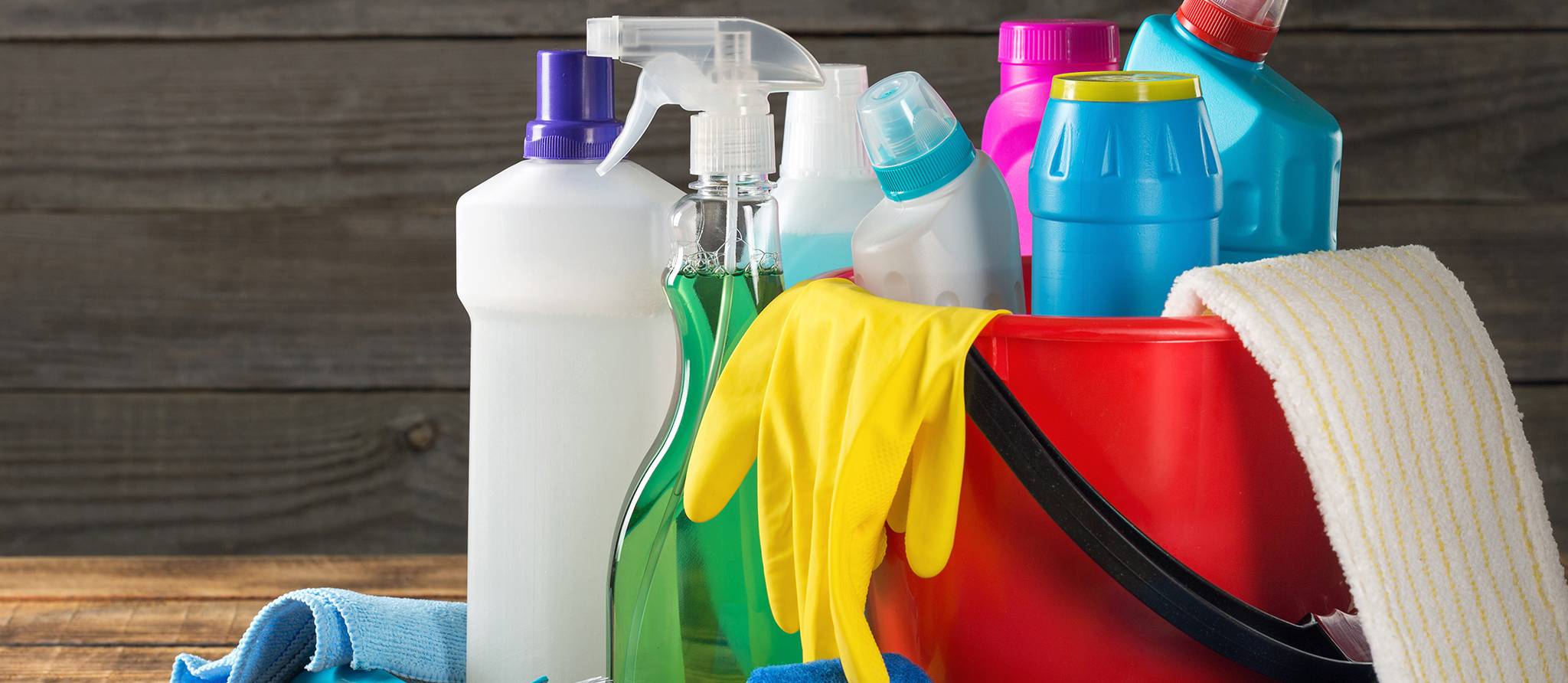 Comment éviter les substances toxiques dans les produits d’entretien ménager