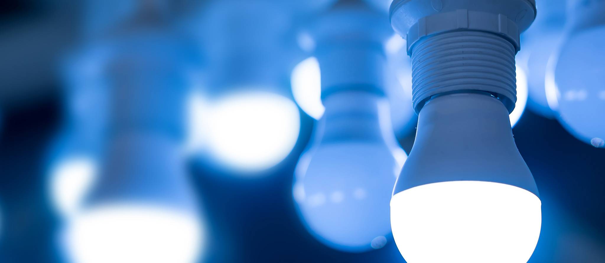 Le bleu des lumières DEL: dangereux ou non?