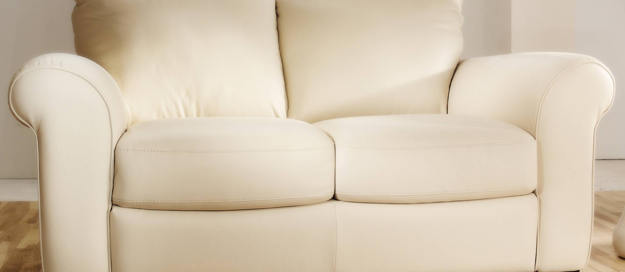 Fauteuils et divans usés avant l’heure: comment obtenir réparation