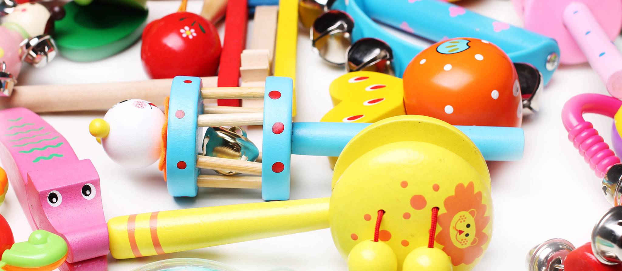 Stop à l’accumulation de jouets : des solutions simples pour les familles