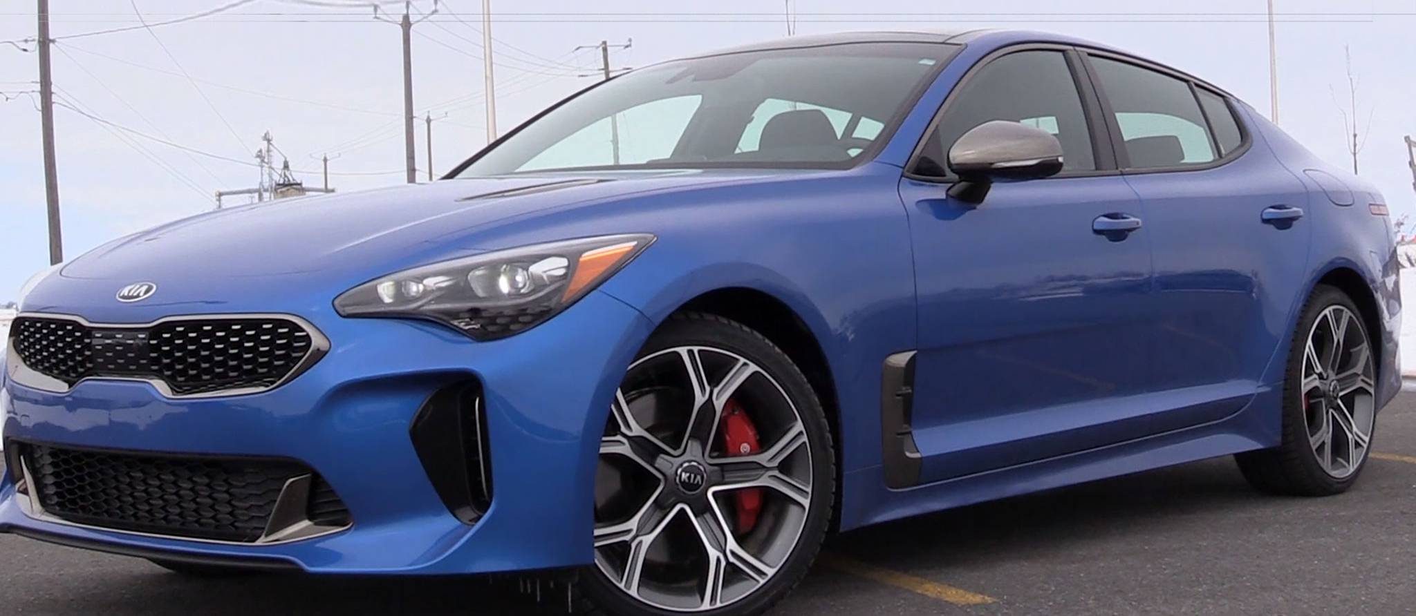 Vidéo: un propriétaire de BMW essaie la Stinger
