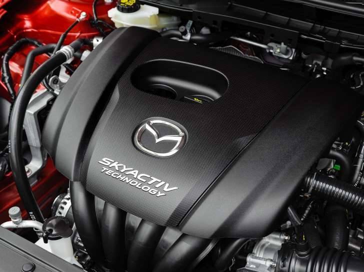 Surconsommation d’essence: recours collectif autorisé contre Mazda
