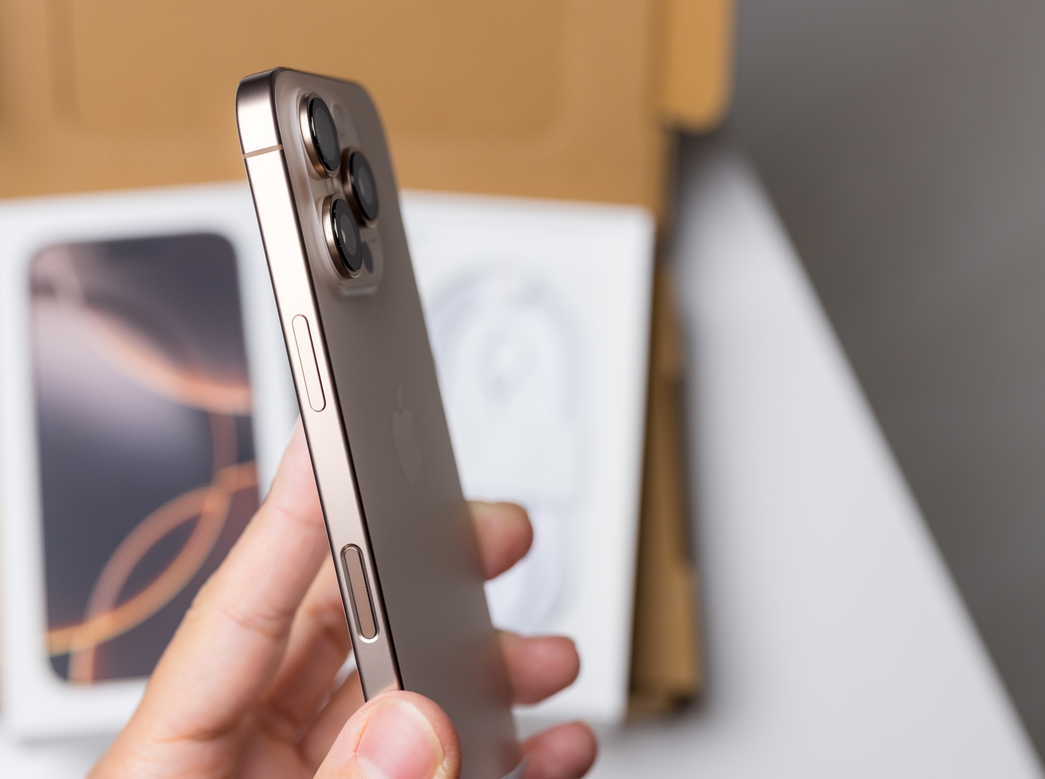 Les meilleurs forfaits pour votre iPhone 16, 16 Plus, 16 Pro ou 16 Pro — free download
