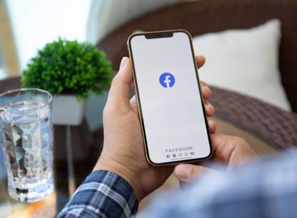 iphone-facebook