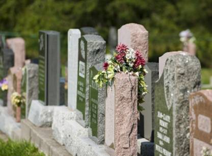 Les rituels funeraires pour redonner un sens a la perte