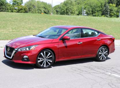 Nissan-Altima-2020