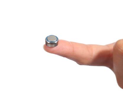piles-boutons-attention-enfants