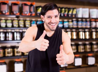 Suppléments pour sportifs : que valent les conseils donnés en magasin ?