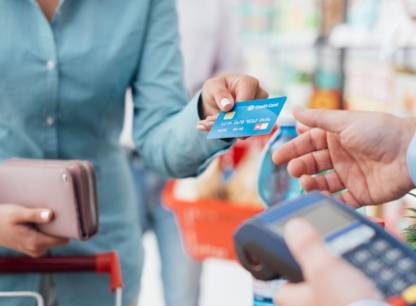 Épicerie : comment choisir la carte avec remises qui vous en donnera pour votre argent