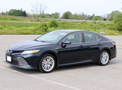 Toyota-Camry-2020