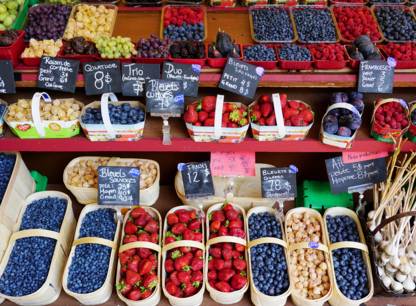 Un peu, beaucoup, passionnément local