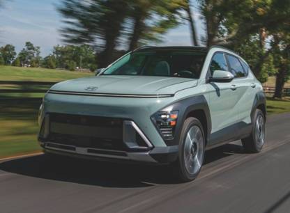Nous hésitons entre le Kia Seltos et le Hyundai Kona. Serions-nous mieux de louer ou d’acheter neuf, ou encore d’acheter un véhicule d’occasion ave...